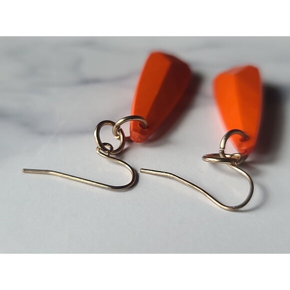 Orange And Gold Tone Metal Dangling Pierced Earrings Vintage Costume Jewelry - Picture 8 of 10